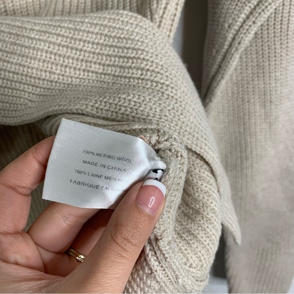 Proenza Schouler Neutral Turtleneck Asymmetrical Hem Sweater Size Small - Picture 5 of 7